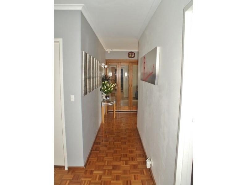 100 and 100A Thomas Street, Murray Bridge SA 5253