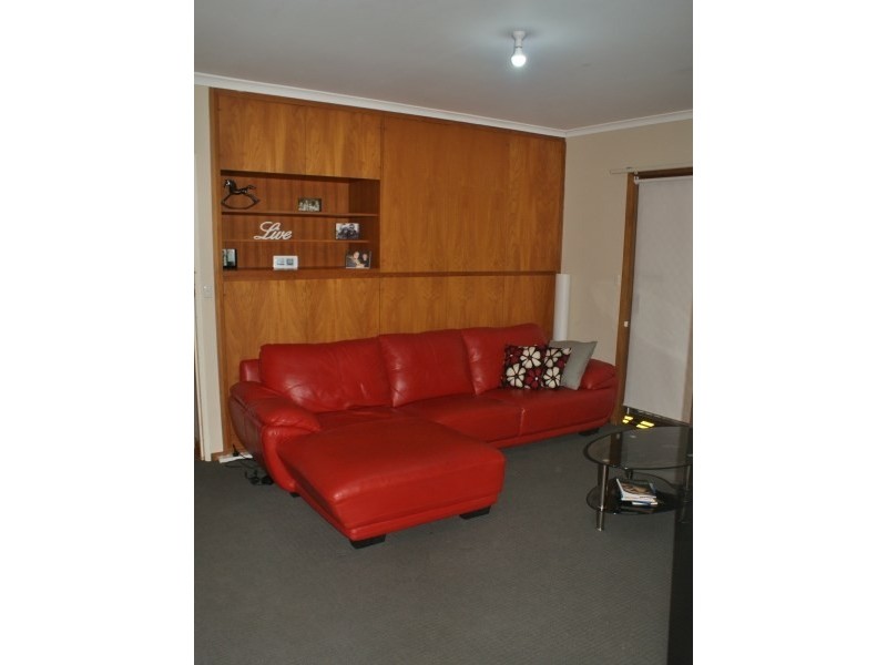 100 and 100A Thomas Street, Murray Bridge SA 5253