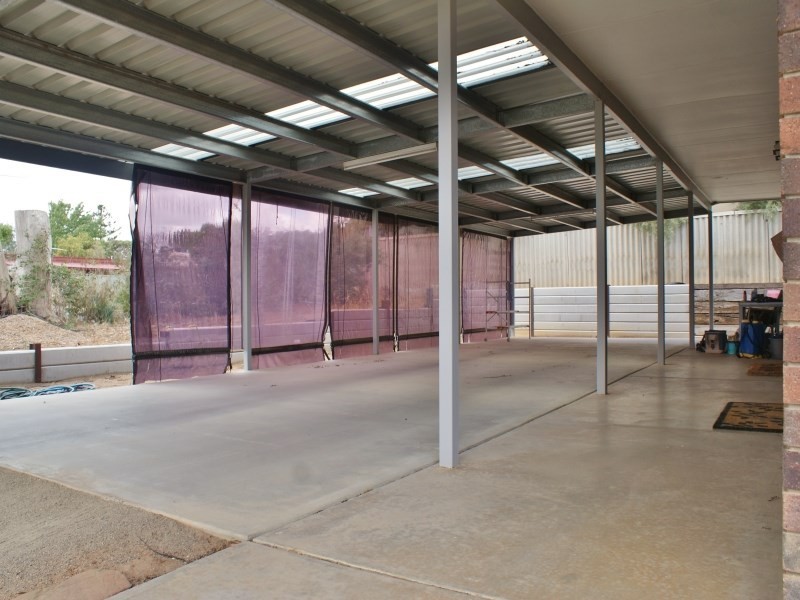 100 and 100A Thomas Street, Murray Bridge SA 5253