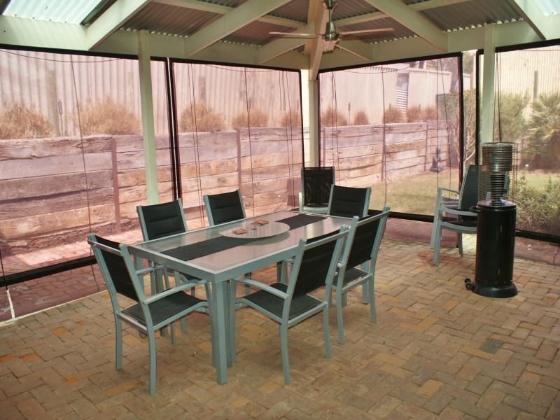 100 and 100A Thomas Street, Murray Bridge SA 5253