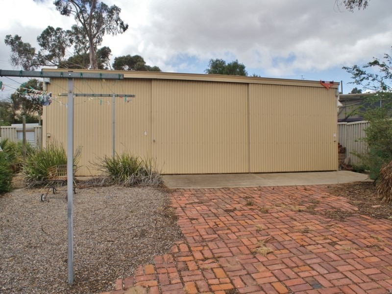 100 and 100A Thomas Street, Murray Bridge SA 5253