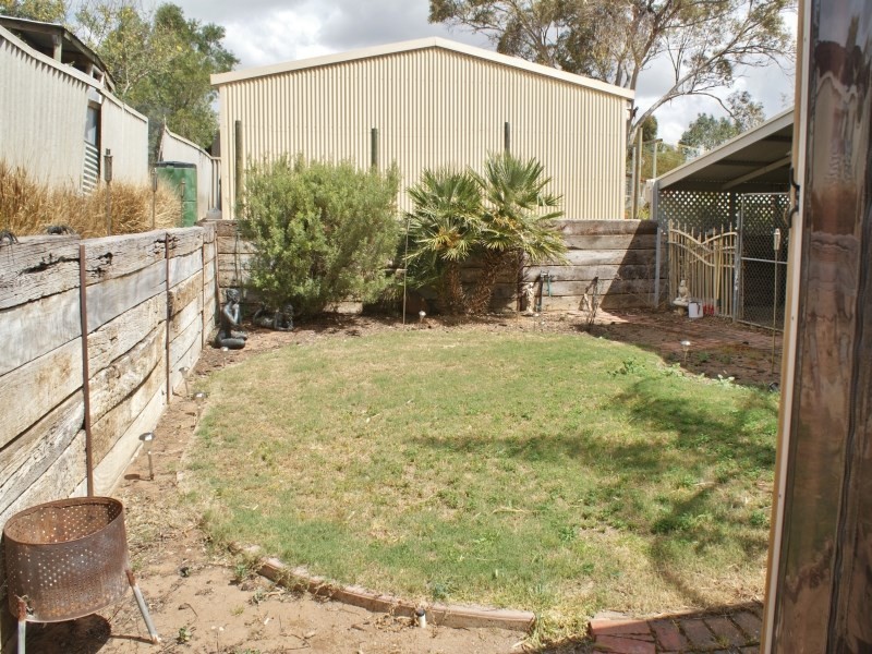 100 and 100A Thomas Street, Murray Bridge SA 5253