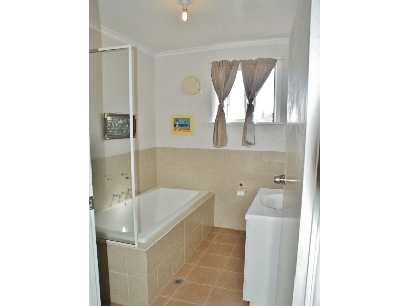 42 Willow Avenue, Murray Bridge SA 5253