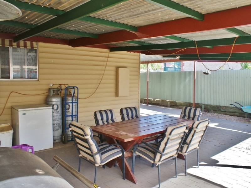 42 Willow Avenue, Murray Bridge SA 5253