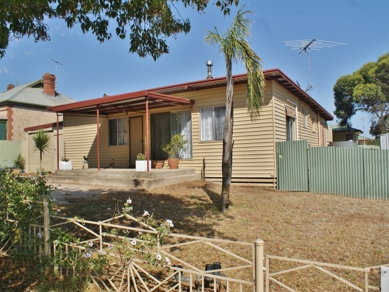42 Willow Avenue, Murray Bridge SA 5253