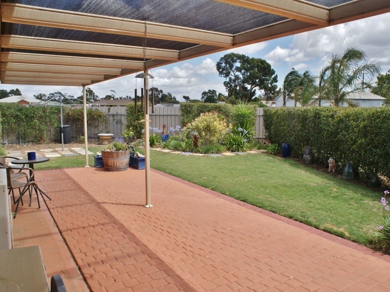 8 Lyric Close, Murray Bridge SA 5253