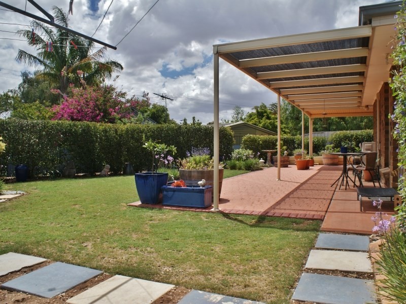 8 Lyric Close, Murray Bridge SA 5253