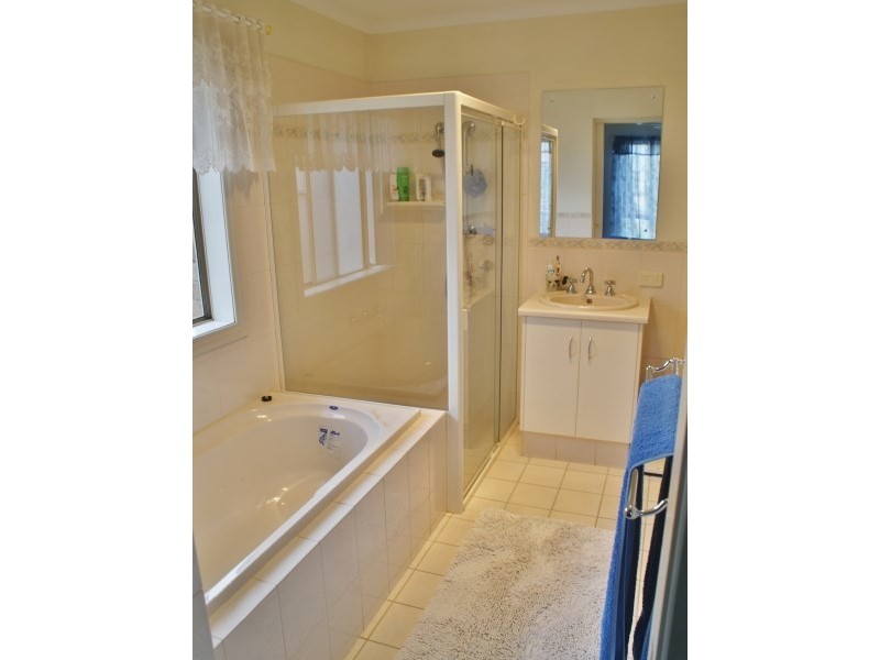 8 Lyric Close, Murray Bridge SA 5253