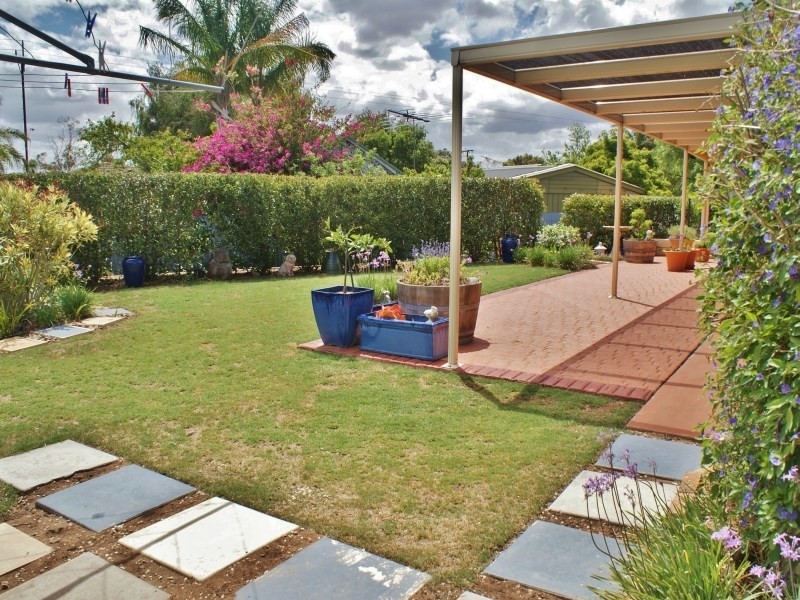 8 Lyric Close, Murray Bridge SA 5253