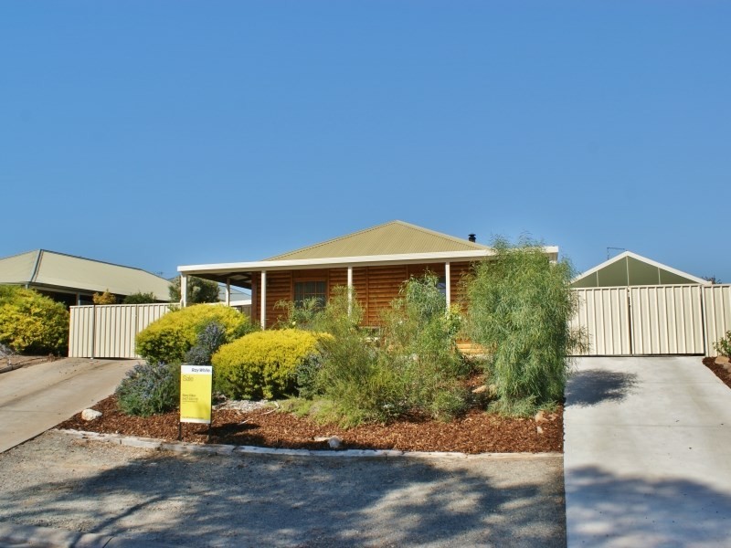 45 Tumbella Drive, Murray Bridge SA 5253