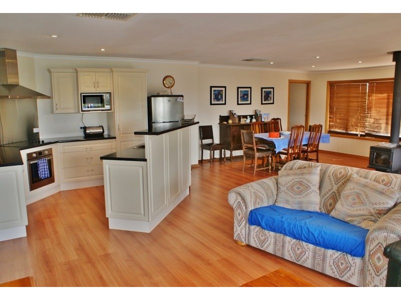 6 Chucka Bend Road, Bowhill SA 5238