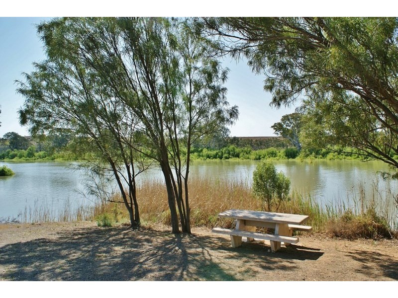 6 Chucka Bend Road, Bowhill SA 5238