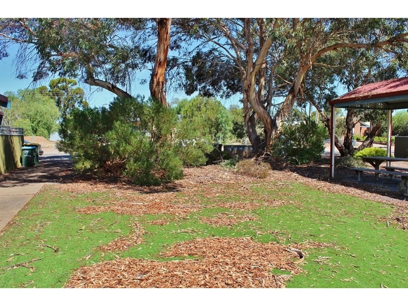 2/7 Todd Avenue, Murray Bridge SA 5253