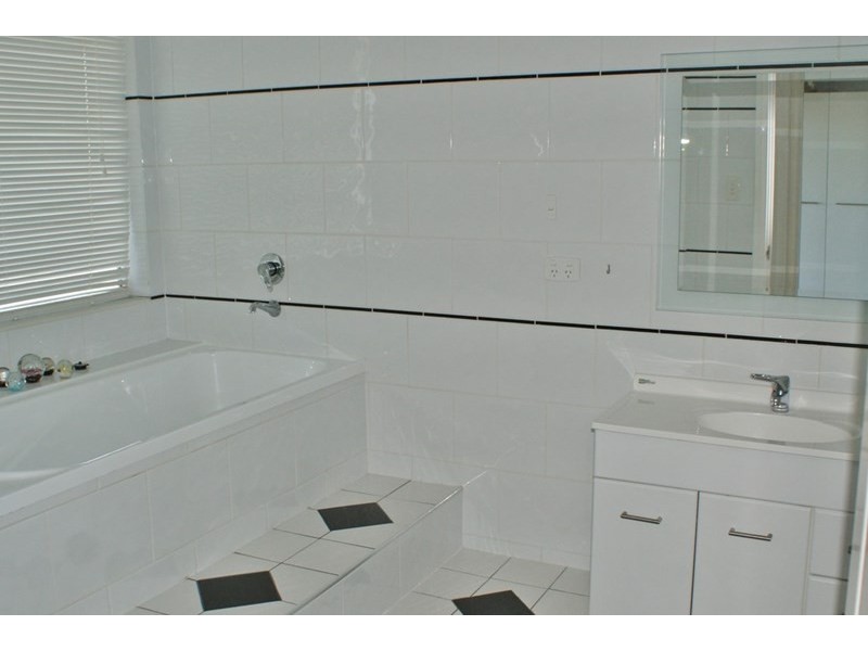 4130 Old Princes Highway, Murray Bridge SA 5253