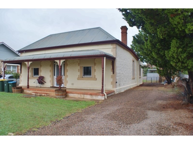 18 Edwards Street, Murray Bridge SA 5253