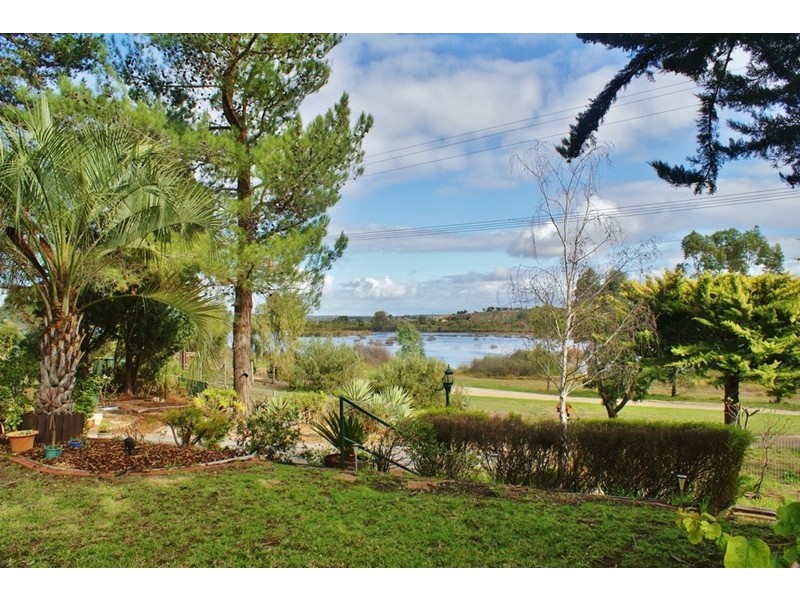 171 Riverglades View Formerly Known as Murray Drive, Murray Bridge SA 5253