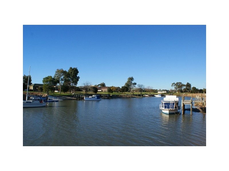 11 Seymour Drive, Wellington Marina, Wellington SA 5259