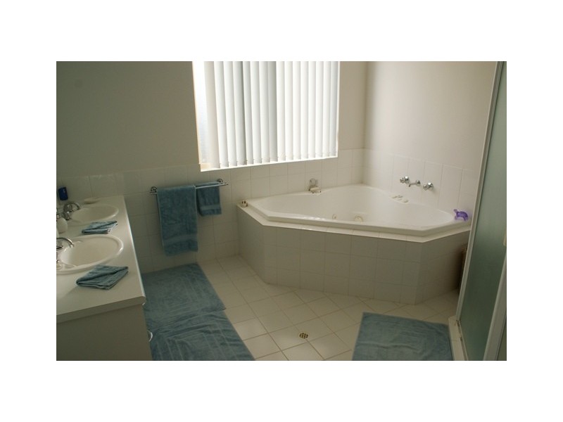 11 Seymour Drive, Wellington Marina, Wellington SA 5259