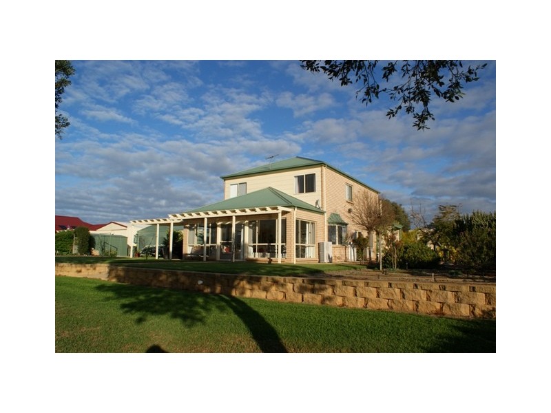 11 Seymour Drive, Wellington Marina, Wellington SA 5259