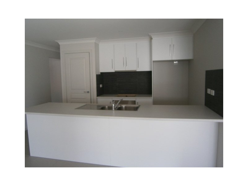 42 Pfitzner Close, Murray Bridge SA 5253