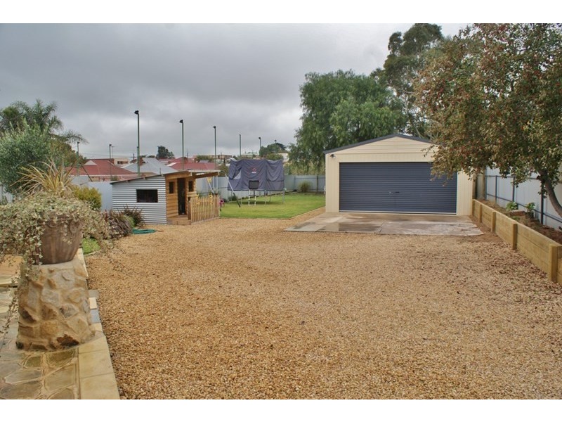 14 Elizabeth Street, Murray Bridge SA 5253