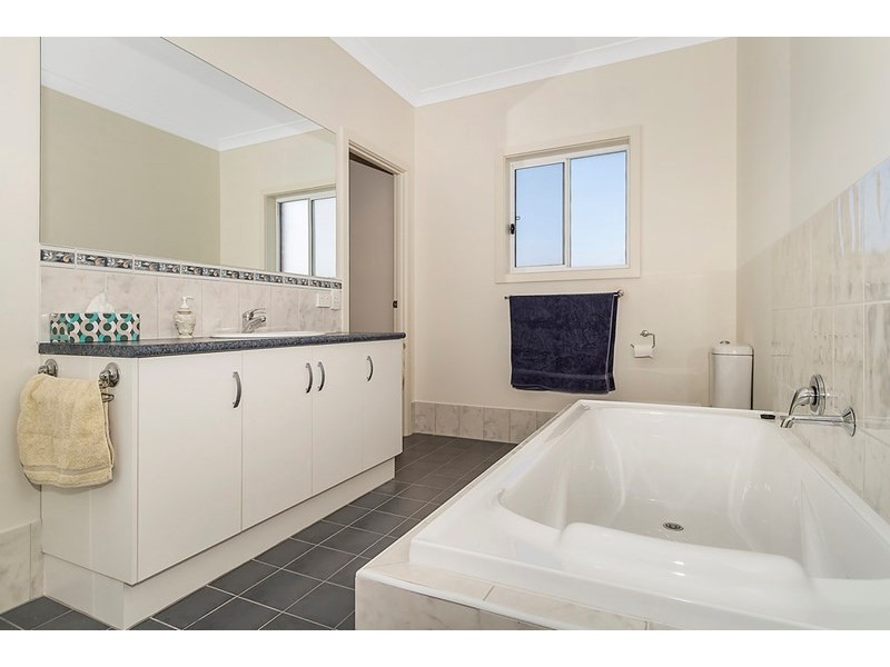 7 McFarlane Street, Meningie SA 5264