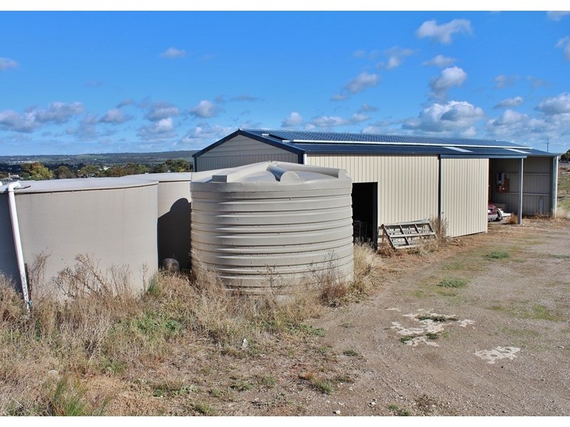 2 Toora Road, Murray Bridge SA 5253