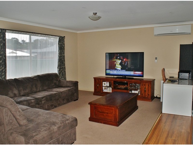 43 Pfitzner Close, Murray Bridge SA 5253