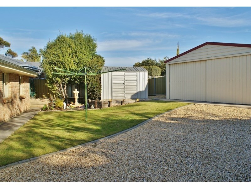 33 Tumbella Drive, Murray Bridge SA 5253