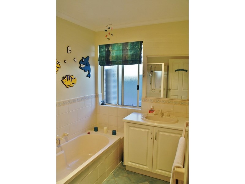 33 Tumbella Drive, Murray Bridge SA 5253