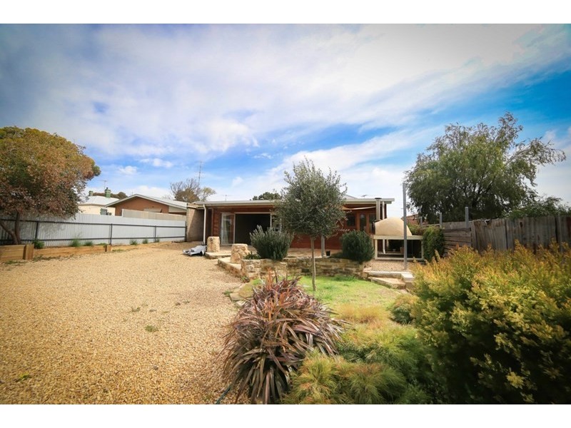 14 Elizabeth Street, Murray Bridge SA 5253