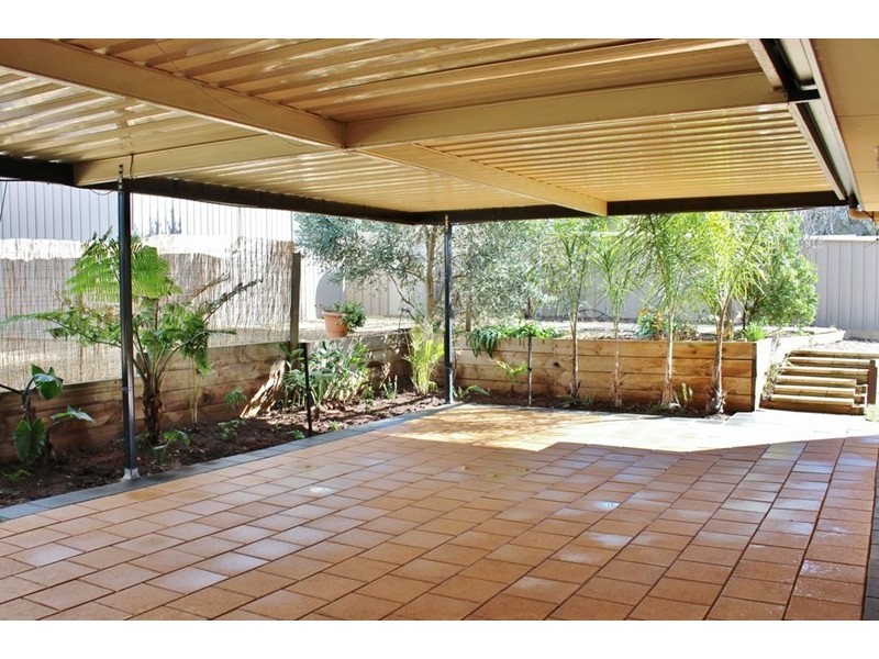 25 Willowbark Crescent, Murray Bridge SA 5253