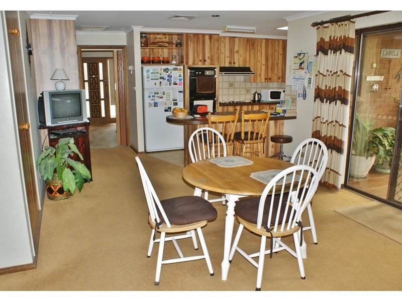 11 Long Island Road, Murray Bridge SA 5253