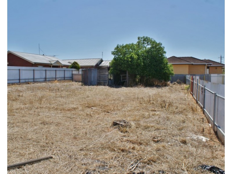 17 Kintore Avenue, Murray Bridge SA 5253