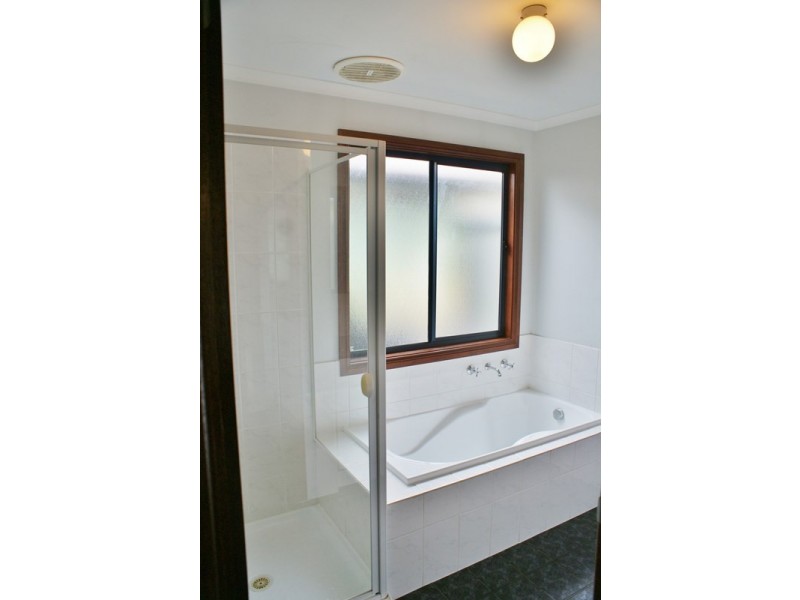 15 Loddon Road, Murray Bridge SA 5253