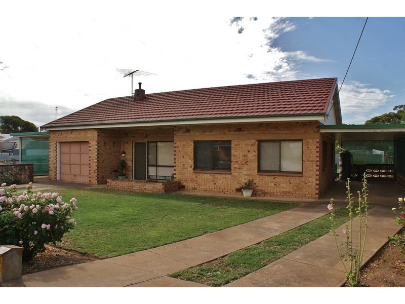 17 Hawke Road, Murray Bridge SA 5253