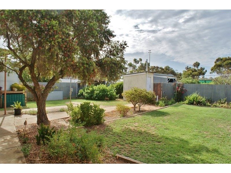 17 Hawke Road, Murray Bridge SA 5253