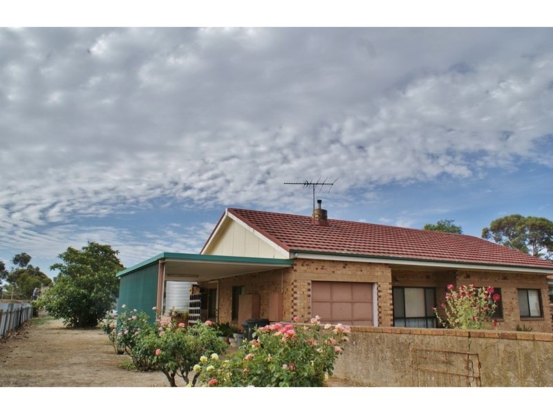 17 Hawke Road, Murray Bridge SA 5253
