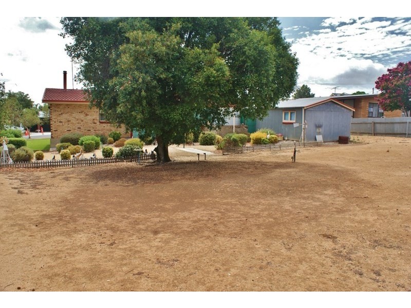 3 Leslie Street, Murray Bridge SA 5253