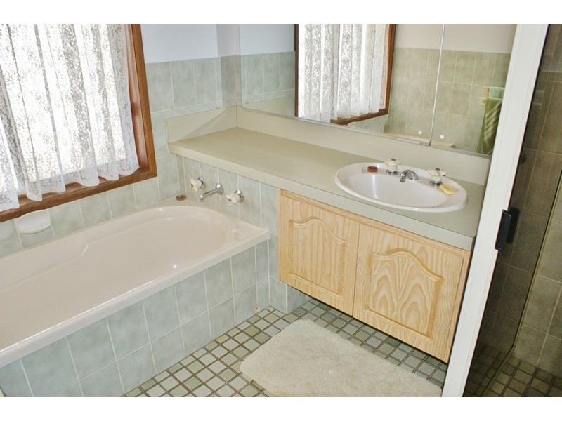 66 Doecke Road, Murray Bridge SA 5253