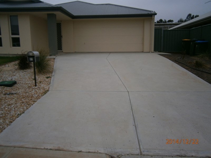 37 Pfitzner Close, Murray Bridge SA 5253