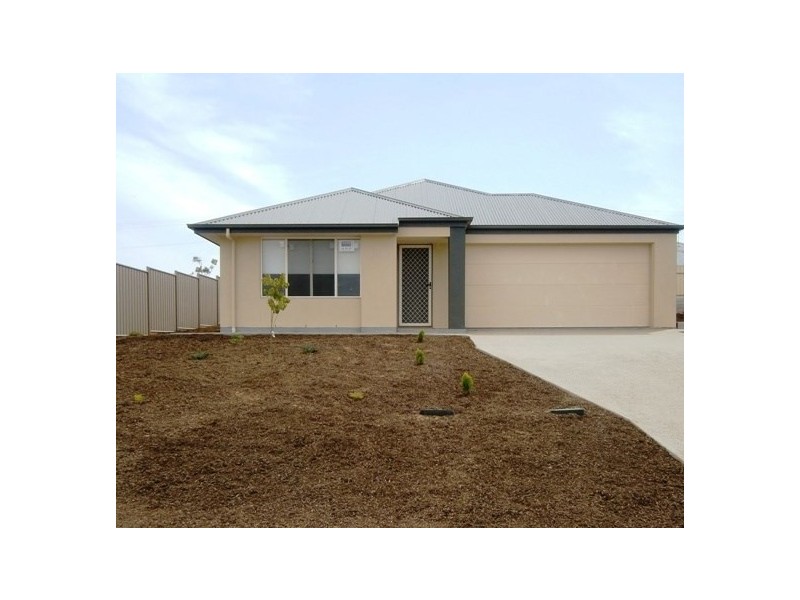 18 Paperbark Lane, Murray Bridge SA 5253