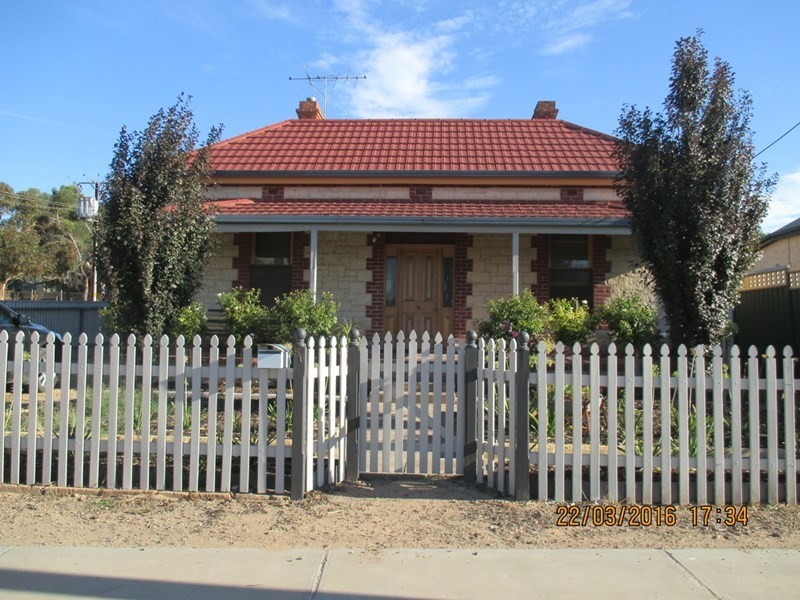 56 Railway Terrace, Murray Bridge SA 5253