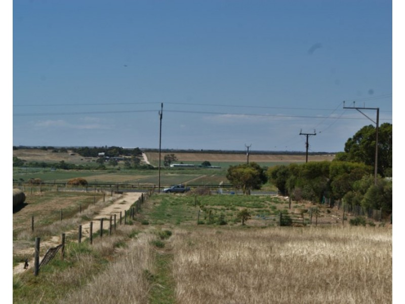 Lot 358 Jervois Road, Woods Point SA 5253