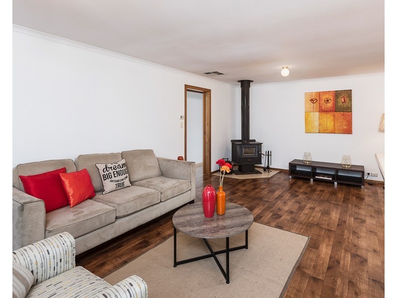 24 Ovens Avenue, Murray Bridge SA 5253