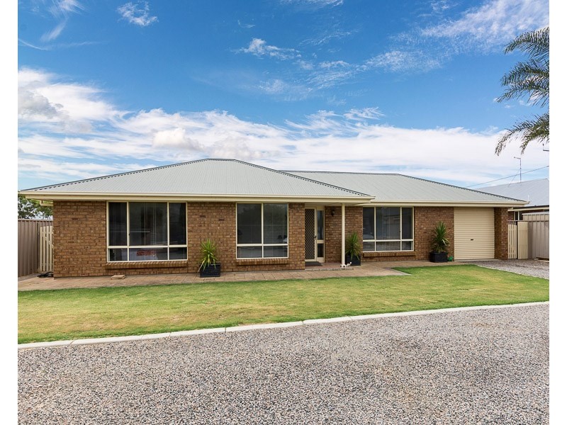 24 Ovens Avenue, Murray Bridge SA 5253