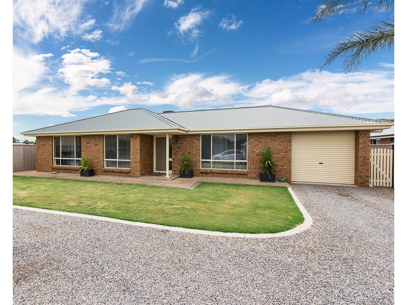 24 Ovens Avenue, Murray Bridge SA 5253