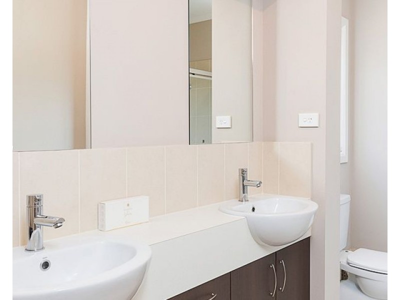 27 Parkview Drive, Murray Bridge SA 5253
