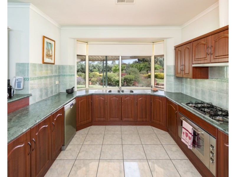 8 Schwerdt Road, Murray Bridge SA 5253