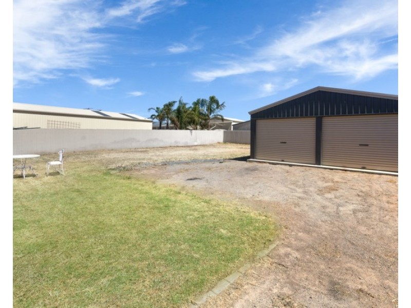 27 Darling Avenue, Murray Bridge SA 5253